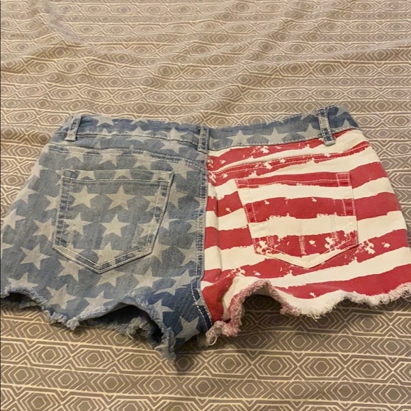 Rue 21 shorts - Picture 4 of 4